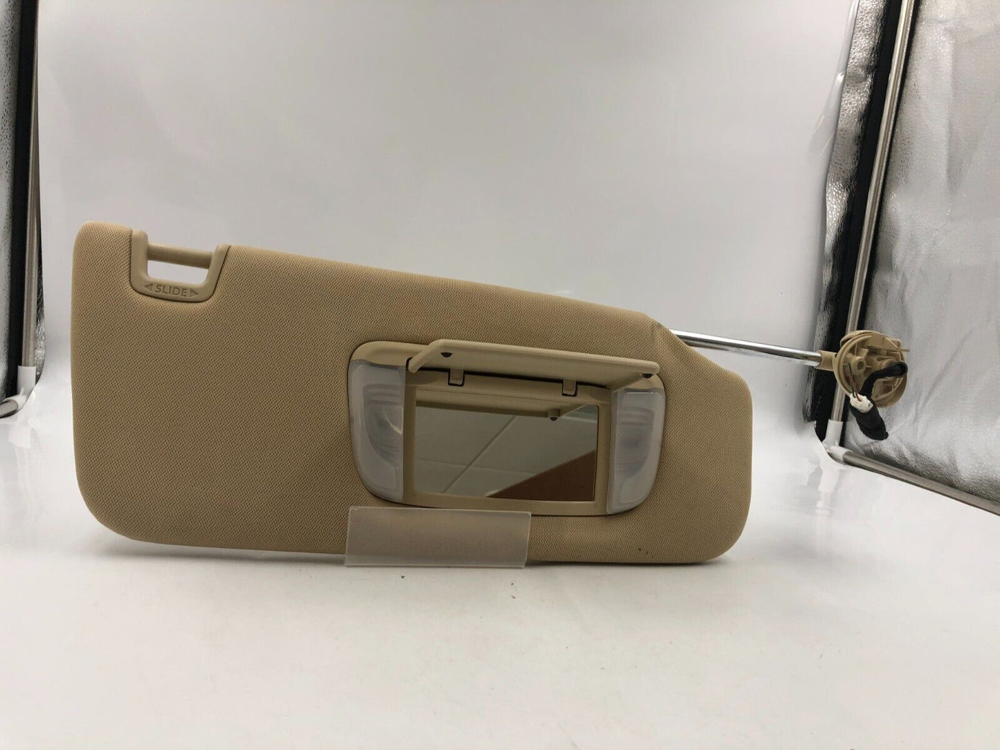 2013-2016 Toyota Avalon Passenger Sunvisor Sun Visor Beige Illuminated B03B20021