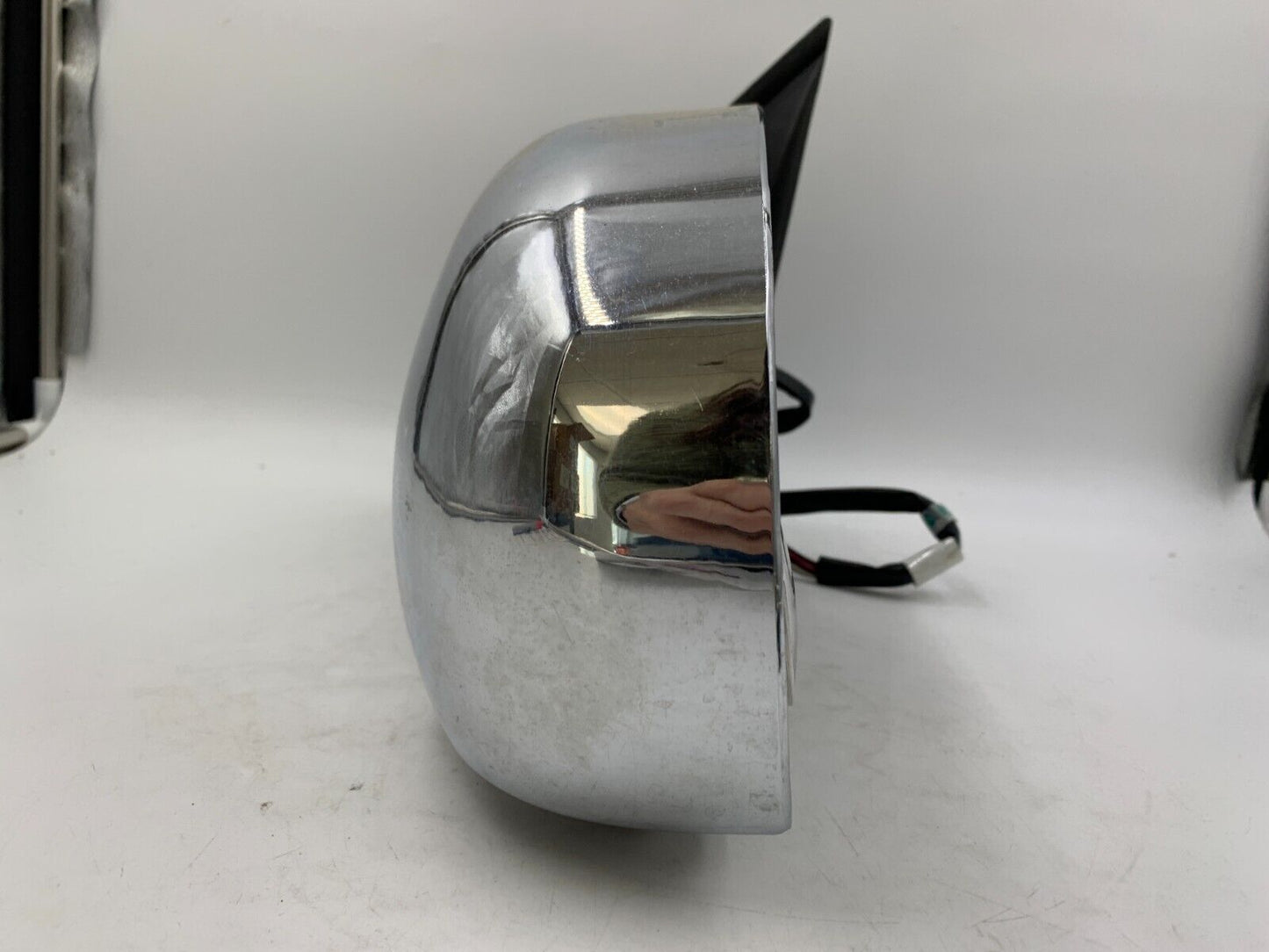 2005-2006 GMC Envoy Driver Side View Power Door Mirror Chrome OEM B04B33045