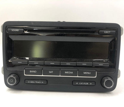 2015-2017 Volkswagen Jetta AM FM CD Player Radio Receiver OEM E03B26024