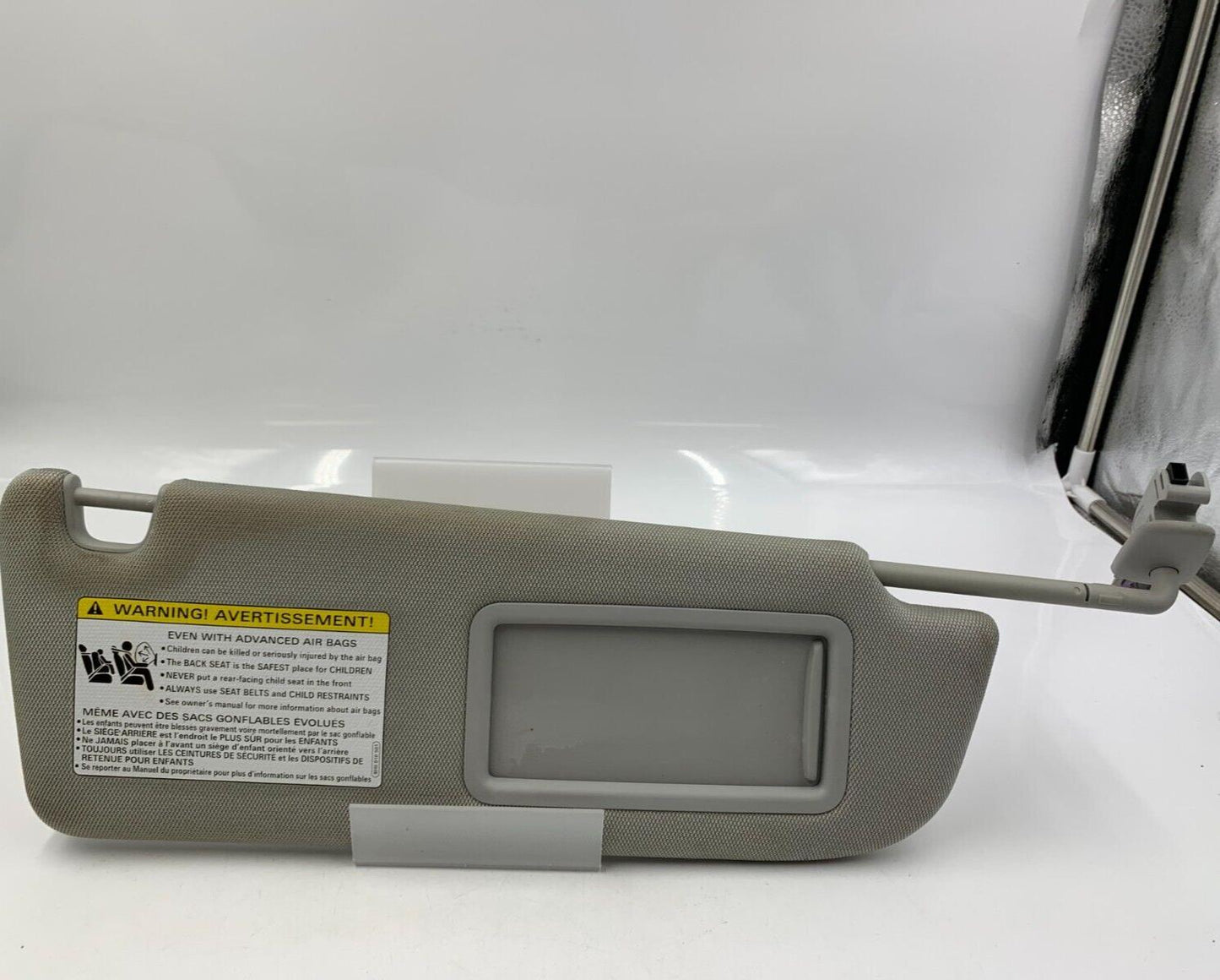 2013-2017 Audi A6 Passenger Sun Visor Sunvisor Gray Illuminated OEM D04B23044