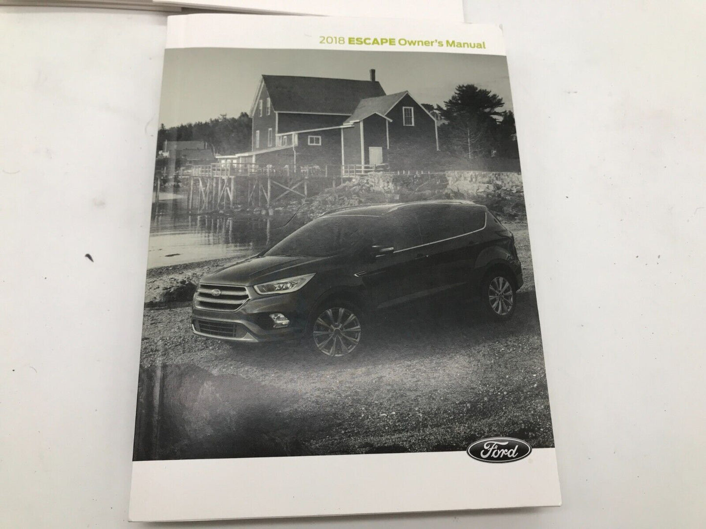 2018 Ford Escape Owners Manual Set with Case OEM E04B68002