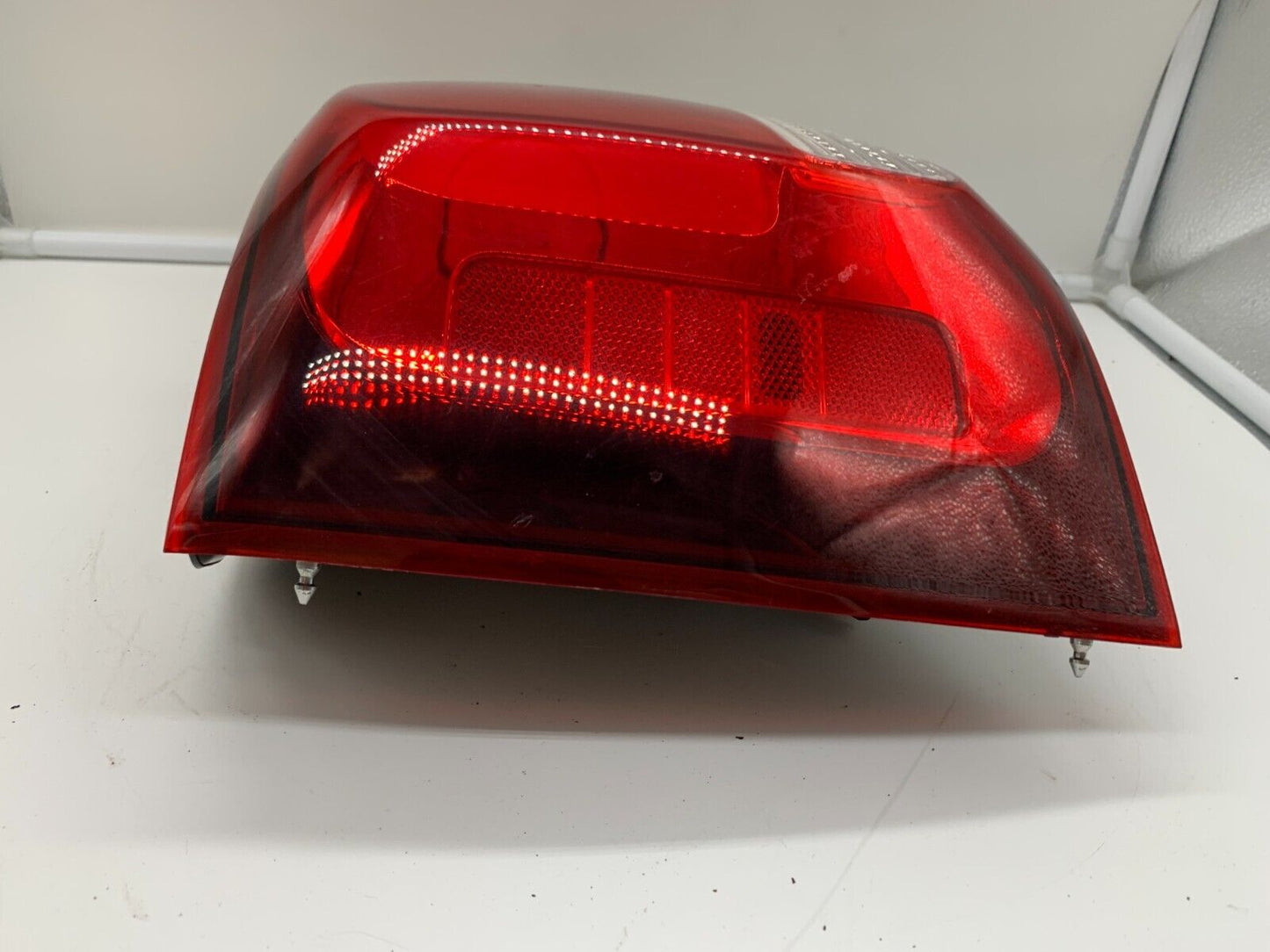 2014-2015 Kia Sorento Driver Side Tail Light Taillight OEM C03B57001