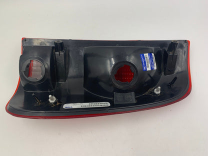 1999-2007 Ford F-350SD Driver Side Tail Light Taillight Styleside OEM A02B32092