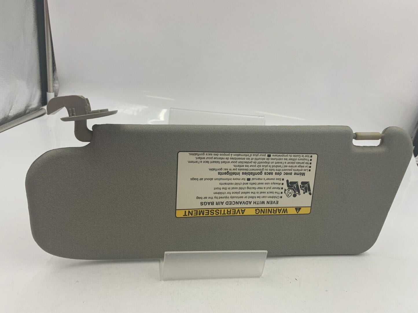 2006-2011 Chevrolet Aveo Passenger Sun Visor Sunvisor Gray OEM D02B33085