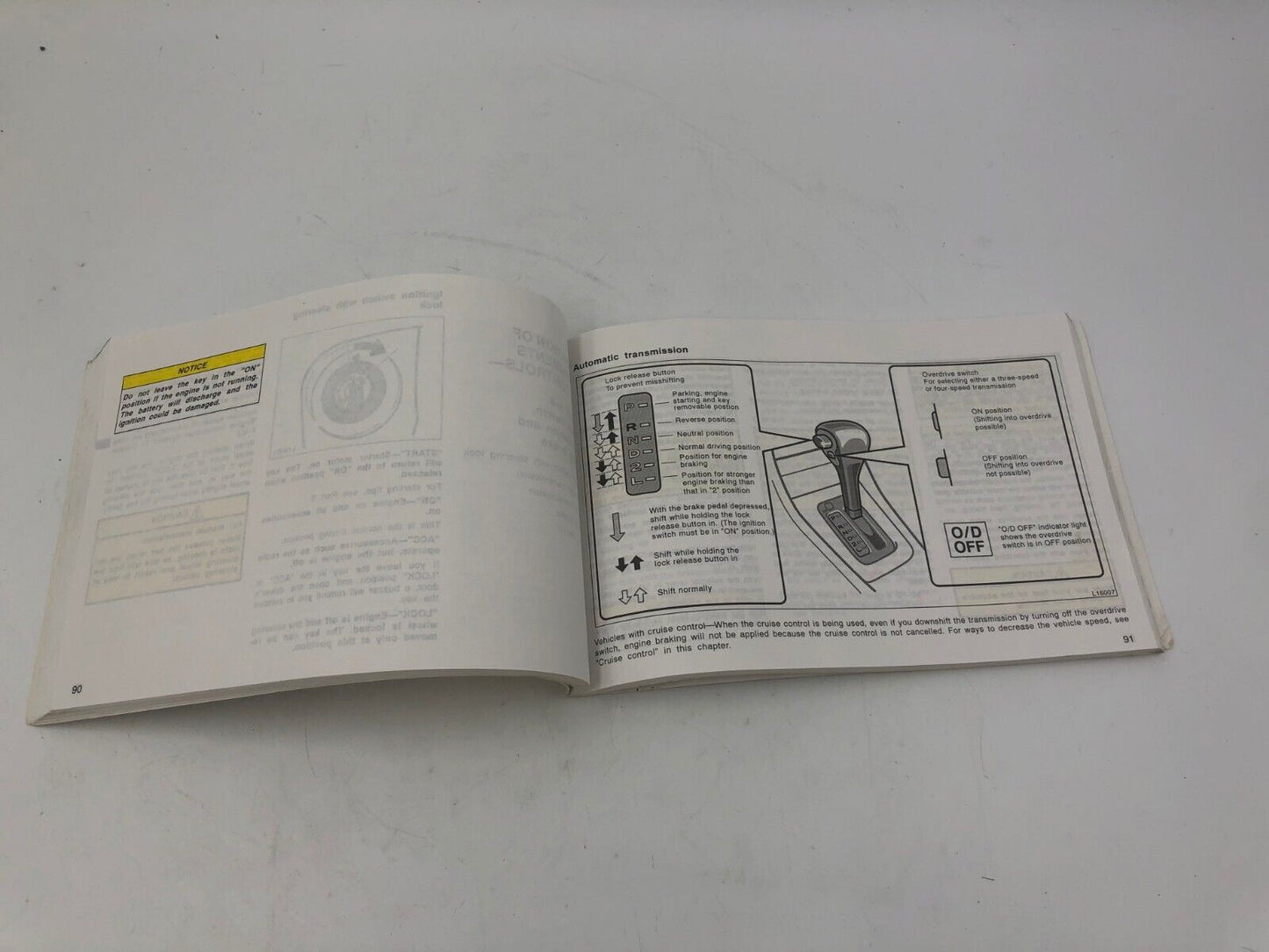 1998 Toyota Camry Owners Manual OEM F01B17027