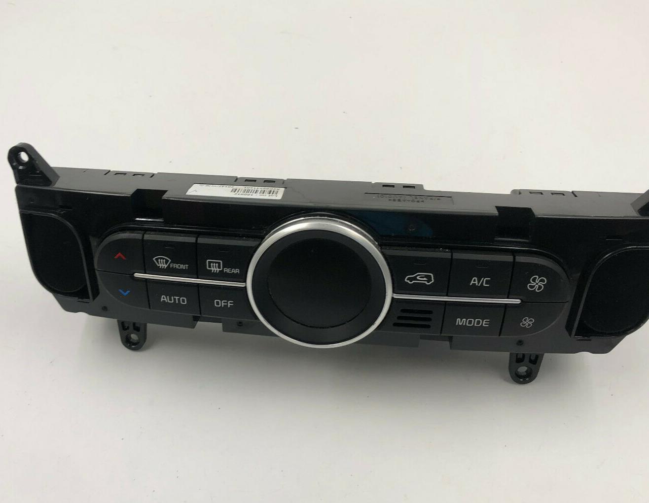 2017-2019 Kia Soul AC Heater Climate Control OEM B03011