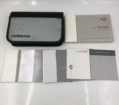 2007 Nissan Altima Owners Manual Set with Case OEM A01B37025