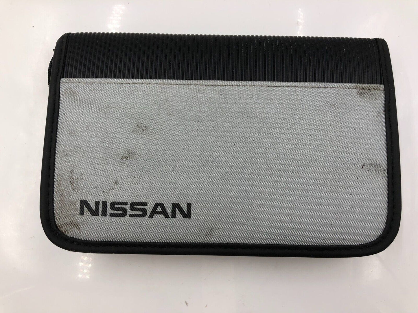 2007 Nissan Altima Owners Manual Set with Case OEM A01B37025