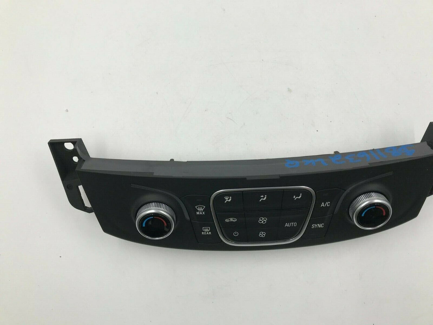 2013-2018 Chevrolet Traverse AC Heater Climate Control E01B53007