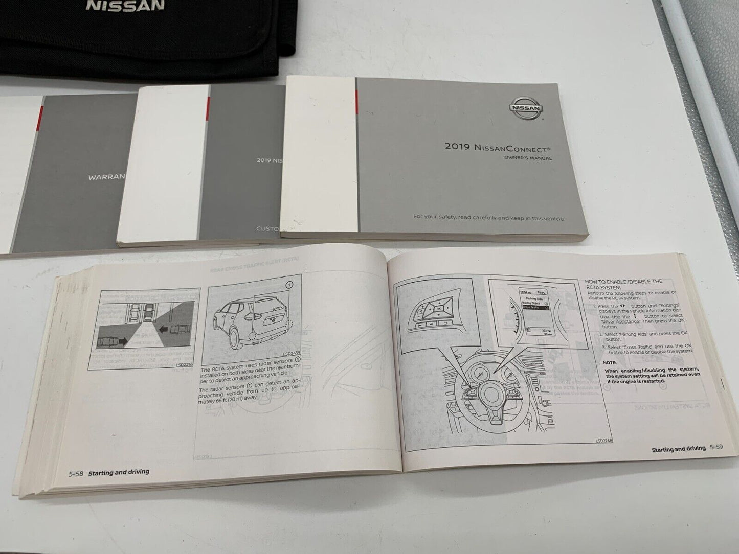 2019 Nissan Rogue Owners Manual Set with Case OEM E04B59007