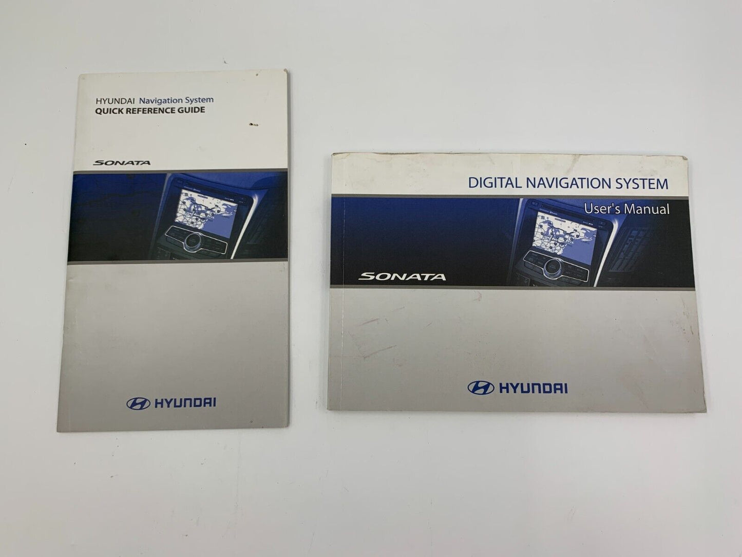 2011 Hyundai Sonata Owners Manual Set with Case OEM C01B28019