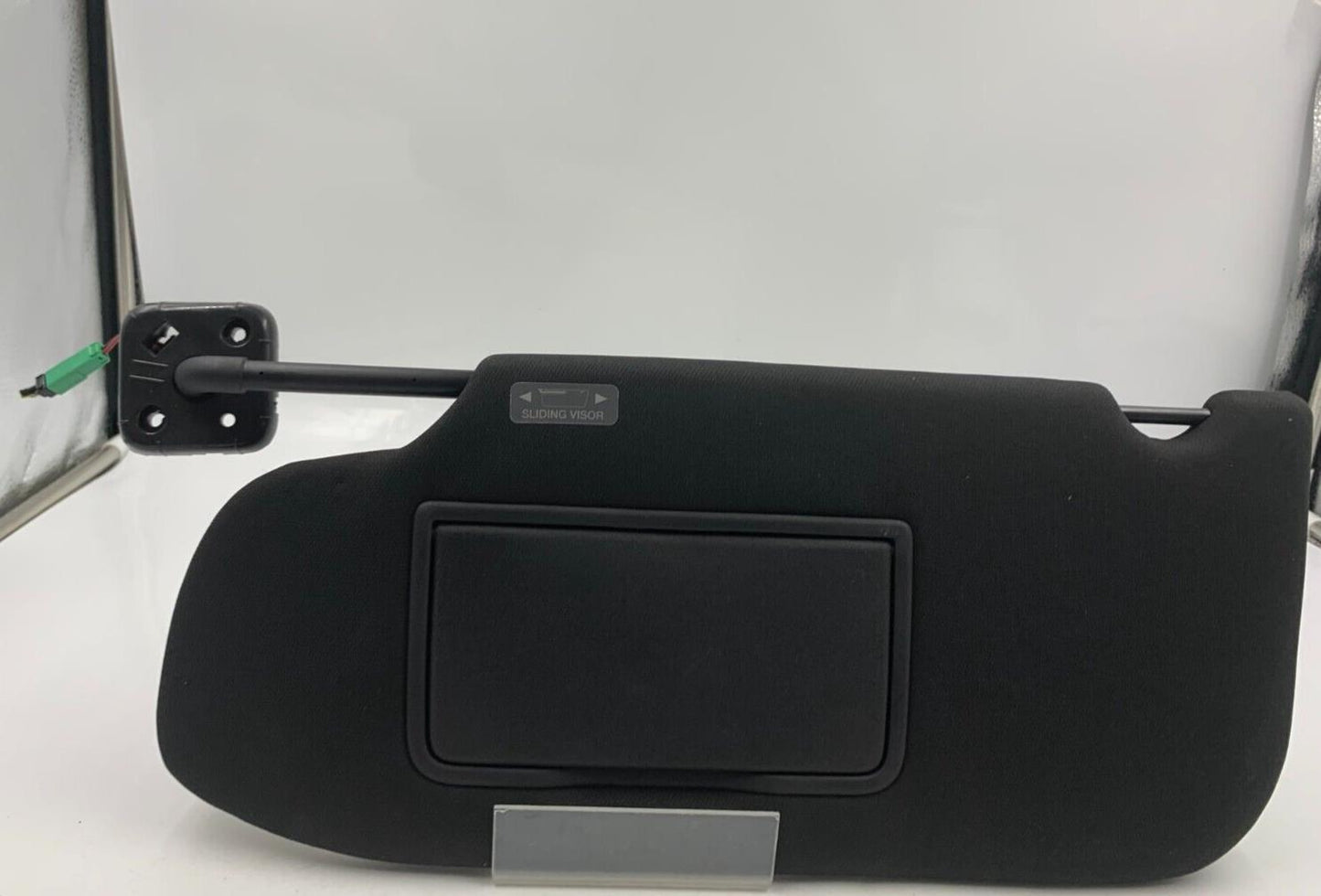 2013-2018 Ford Taurus Driver Sun Visor Sunvisor Black Illuminated OEM H01B55045