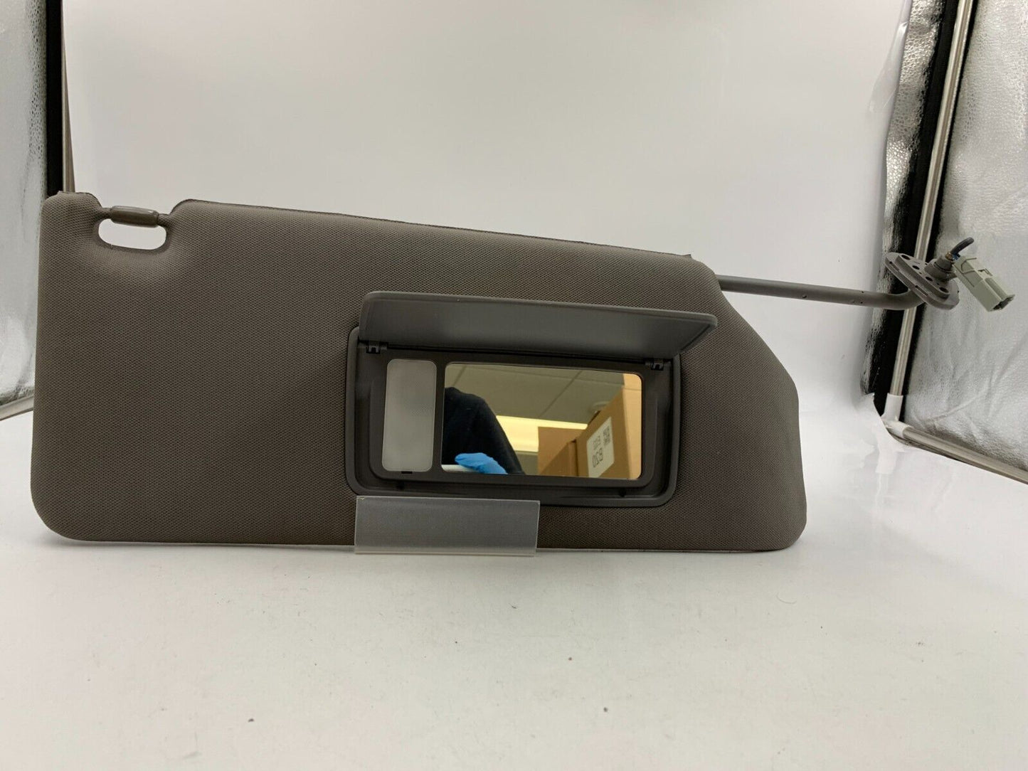 2006-2010 Honda Odyssey Passenger Sun Visor Sunvisor Gray Illuminated E01B38065