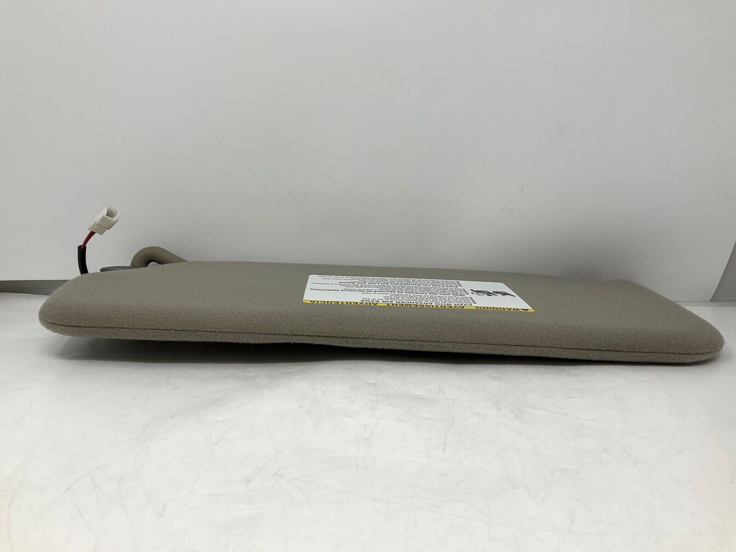 2011-2014 Toyota Sienna Passenger Sun Visor Sunvisor Beige Illuminated F04B37002