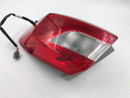 2016 Chevrolet Cruze Passenger Side Tail Light Taillight OEM E04B42030