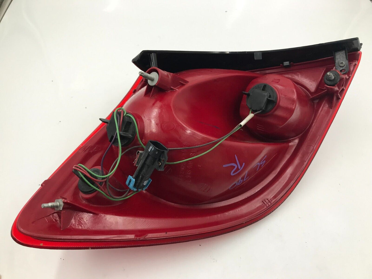 2005-2010 Pontiac G6 Passenger Side Tail Light Taillight OEM A04B04032