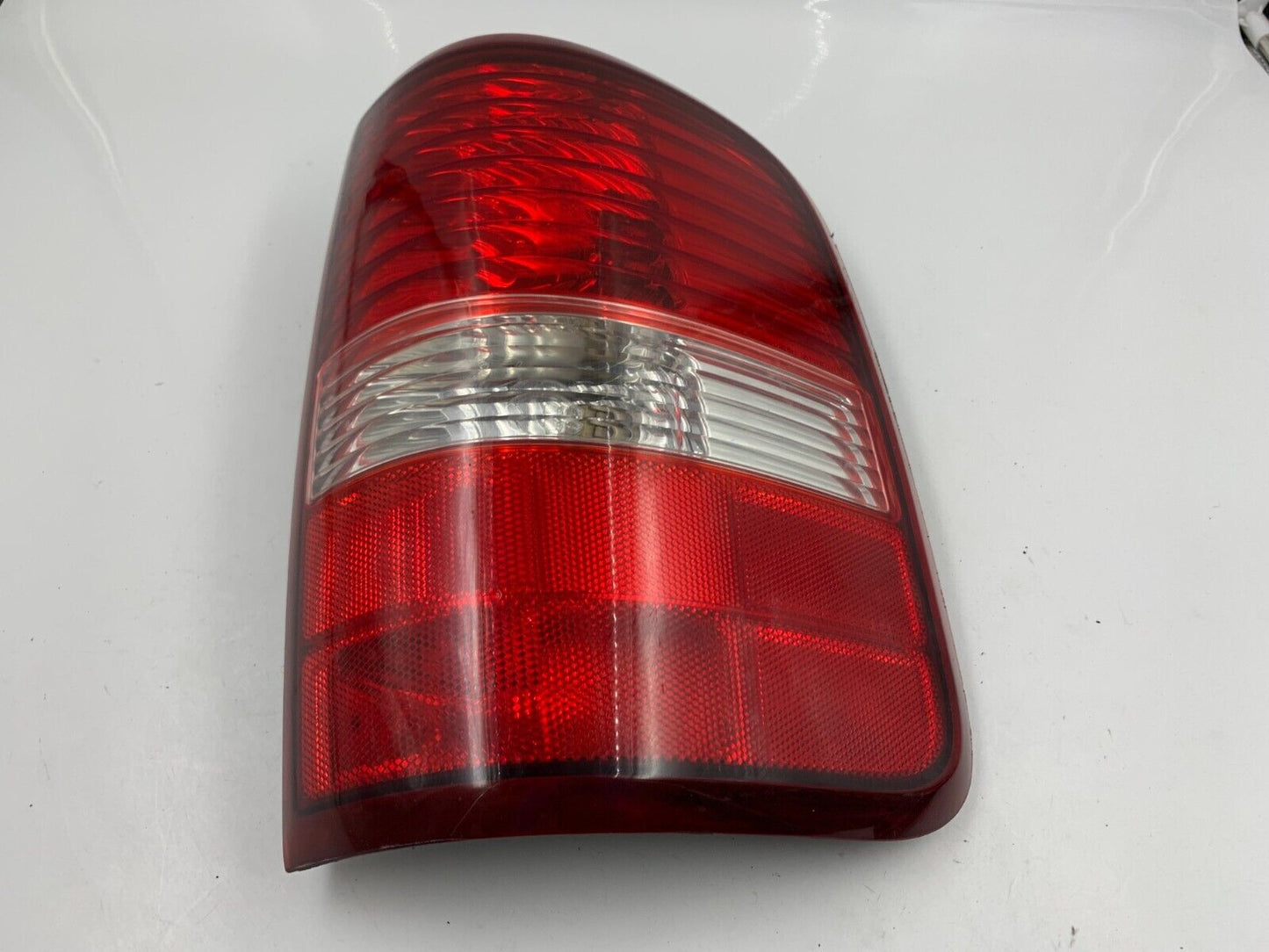 2004-2008 Ford F150 Passenger Side Tail Light Taillight Styleside OEM B01B43032