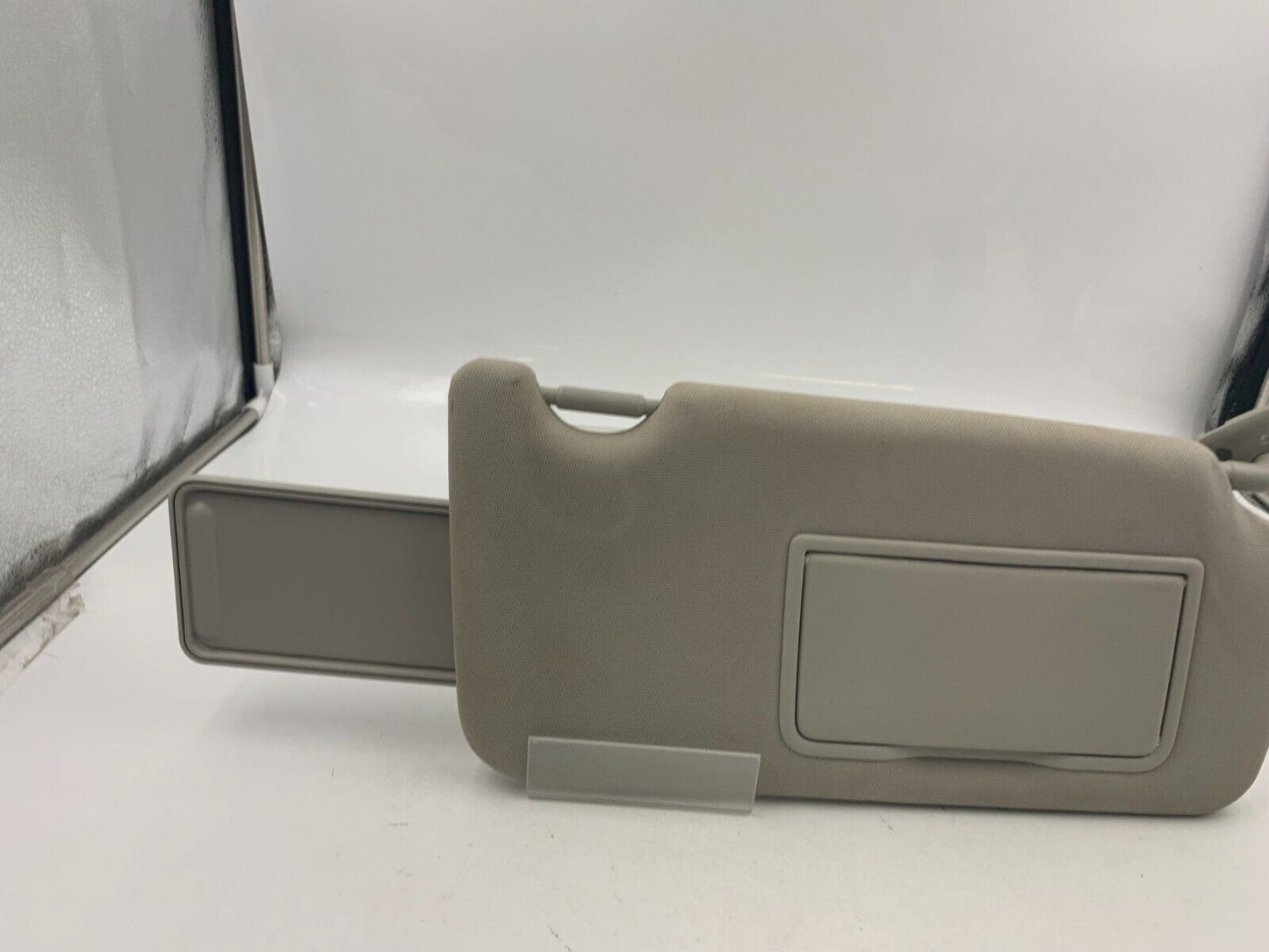 2010-2014 Subaru Legacy Passenger Sun Visor Sunvisor Gray Illuminated C01B38070