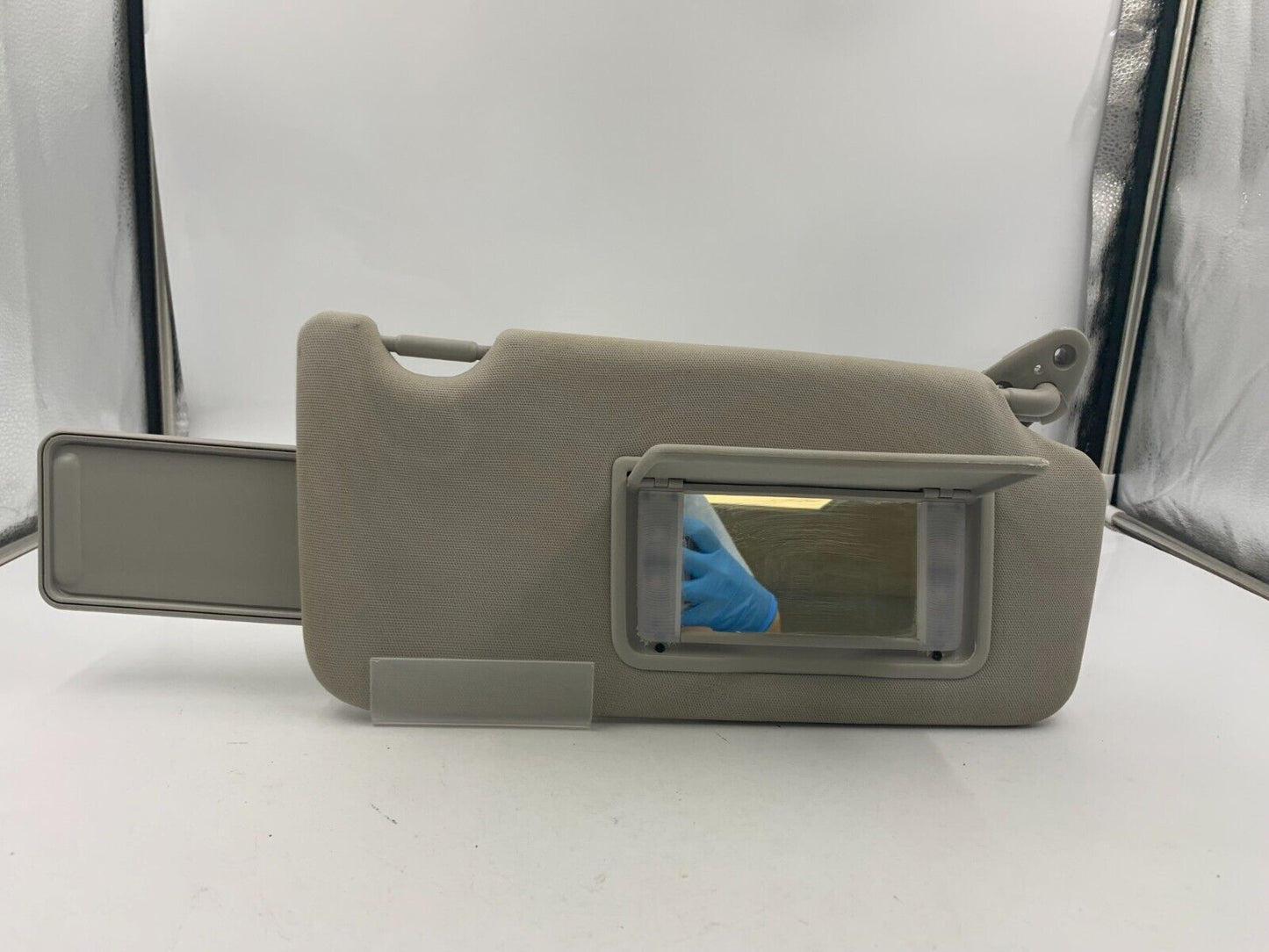 2010-2014 Subaru Legacy Passenger Sun Visor Sunvisor Gray Illuminated C01B38070