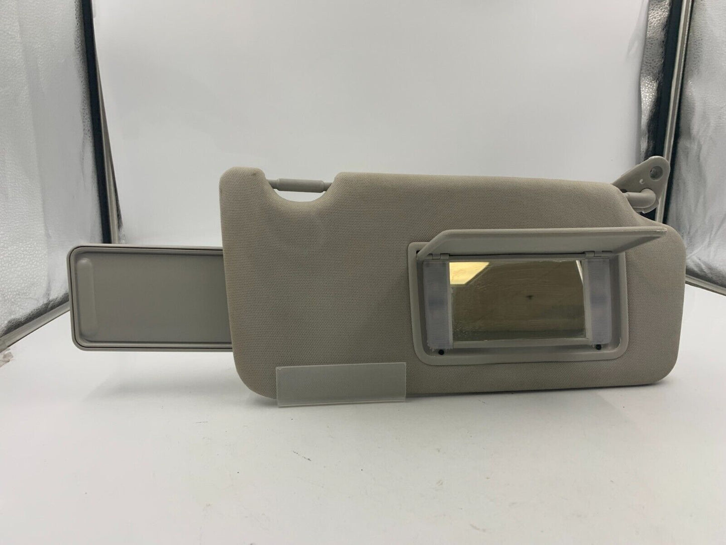 2010-2014 Subaru Legacy Passenger Sun Visor Sunvisor Gray Illuminated C01B38070