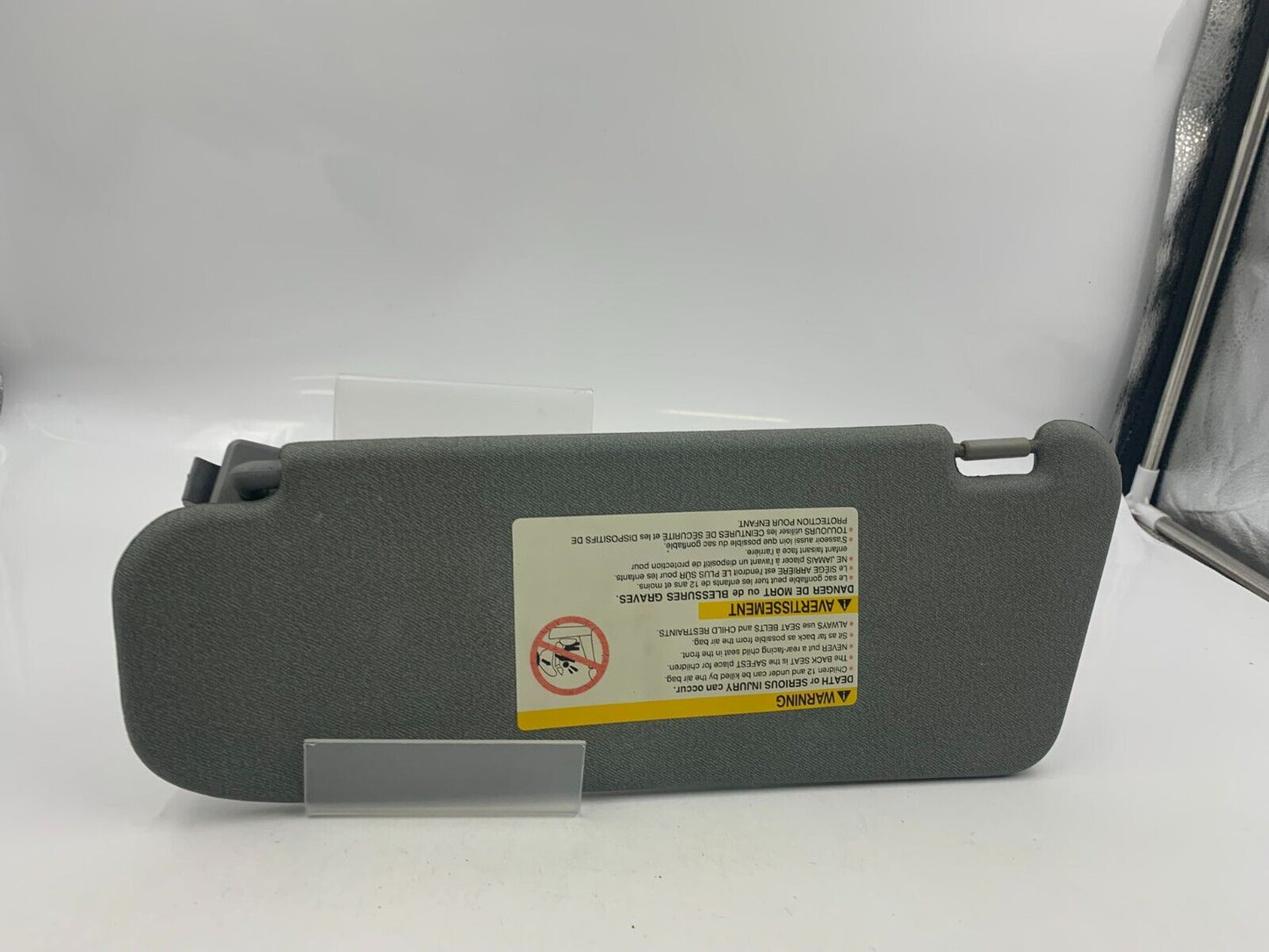 2004-2011 Chevy Aveo Wave Passenger Sun Visor Sunvisor Gray OEM B03B42050