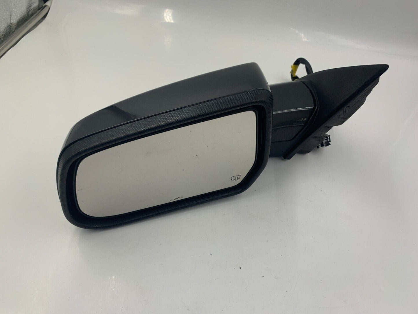 2010-2011 Chevrolet Equinox Driver Side Power Door Mirror Gray OEM C01B37057