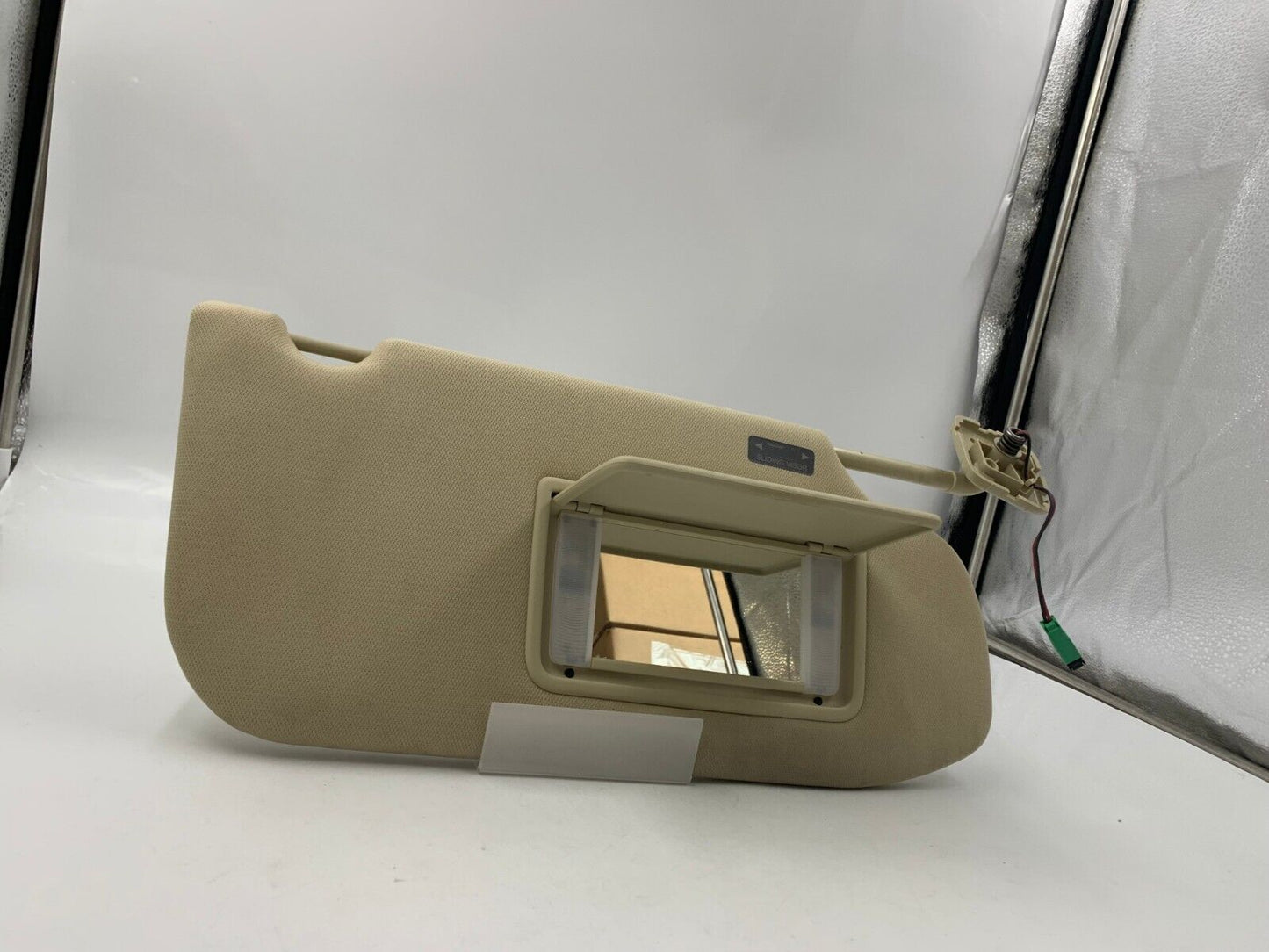 2013-2019 Ford Taurus Passenger Sun Visor Sunvisor Beige Illuminated F01B35052