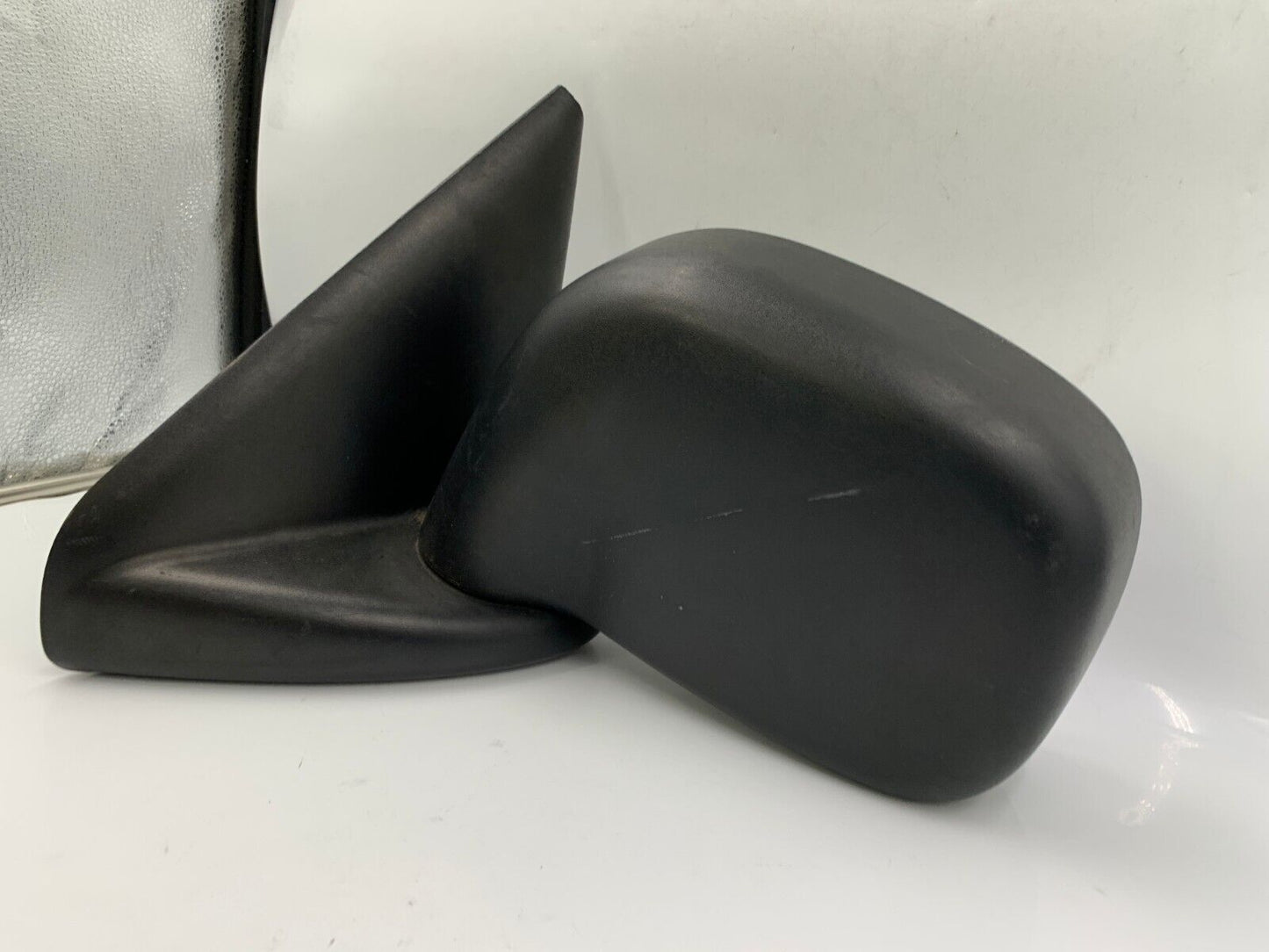 2002-2008 Dodge Ram 1500 Driver Side View Power Door Mirror Black OEM I04B17026