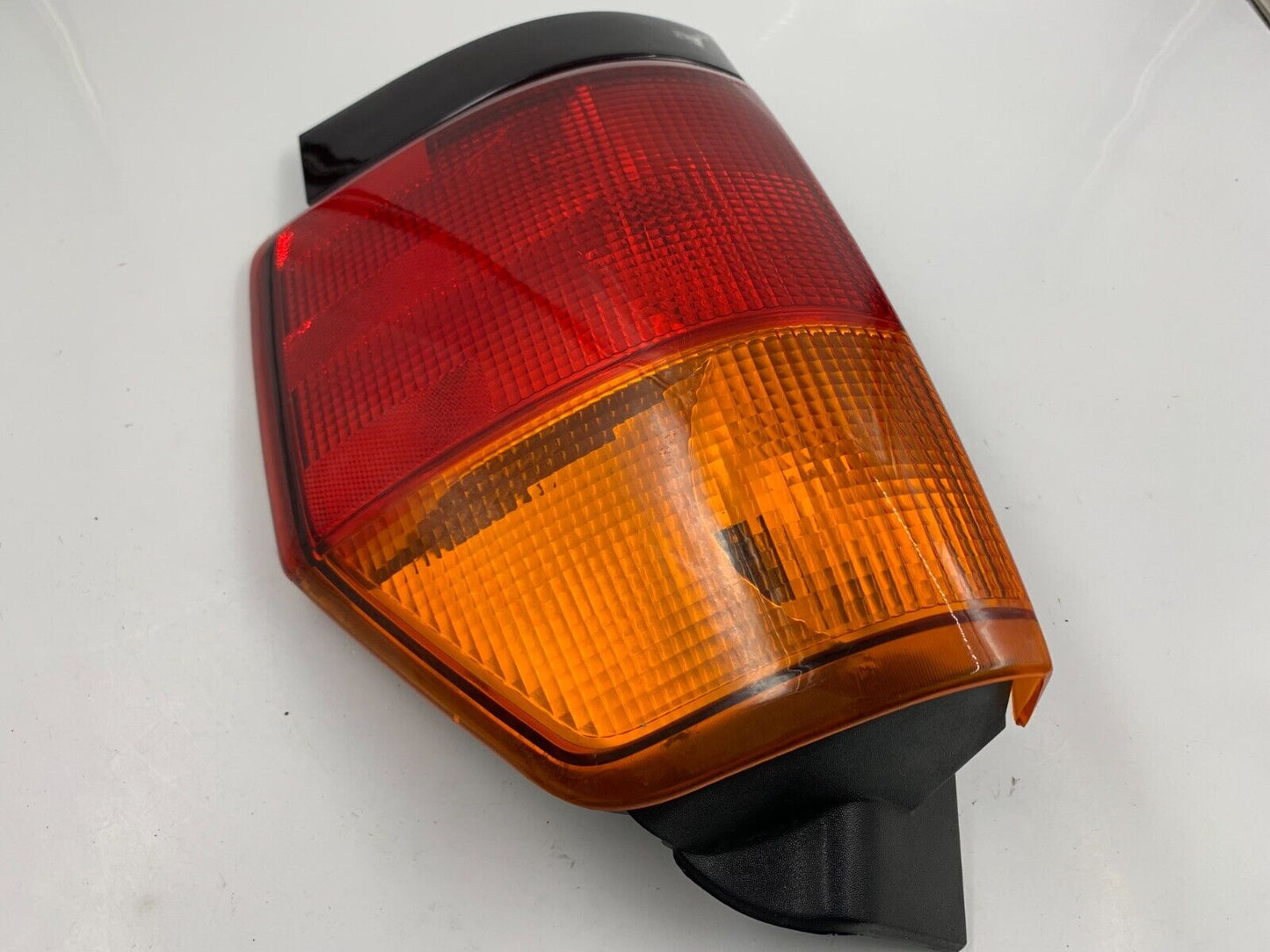 2002-2009 GMC Envoy Passenger Side Taillight Tail Light OEM A04B46032