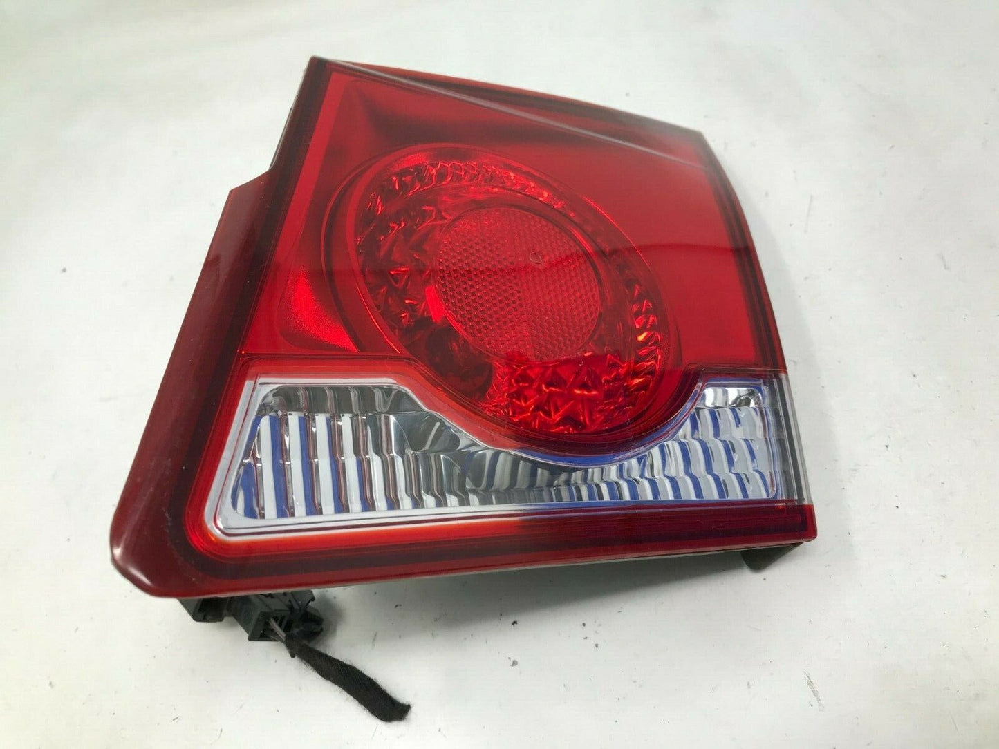 2011-2016 Chevrolet Cruze Passenger Side Trunklid Tail Light Tailight  G01B18005