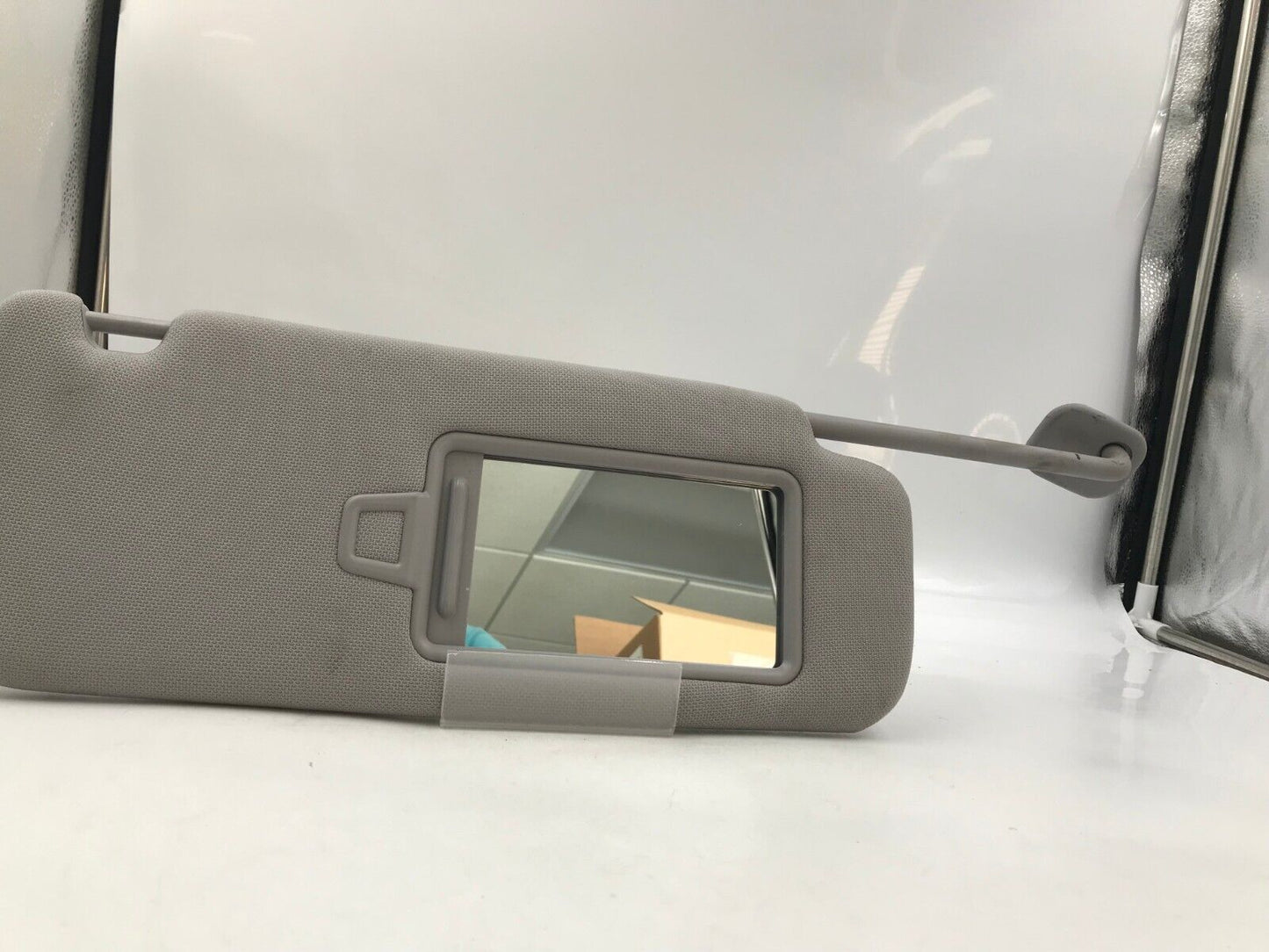 2015-2019 Hyundai Sonata Passenger Sun Visor Sunvisor Gray Illuminated G03B23028