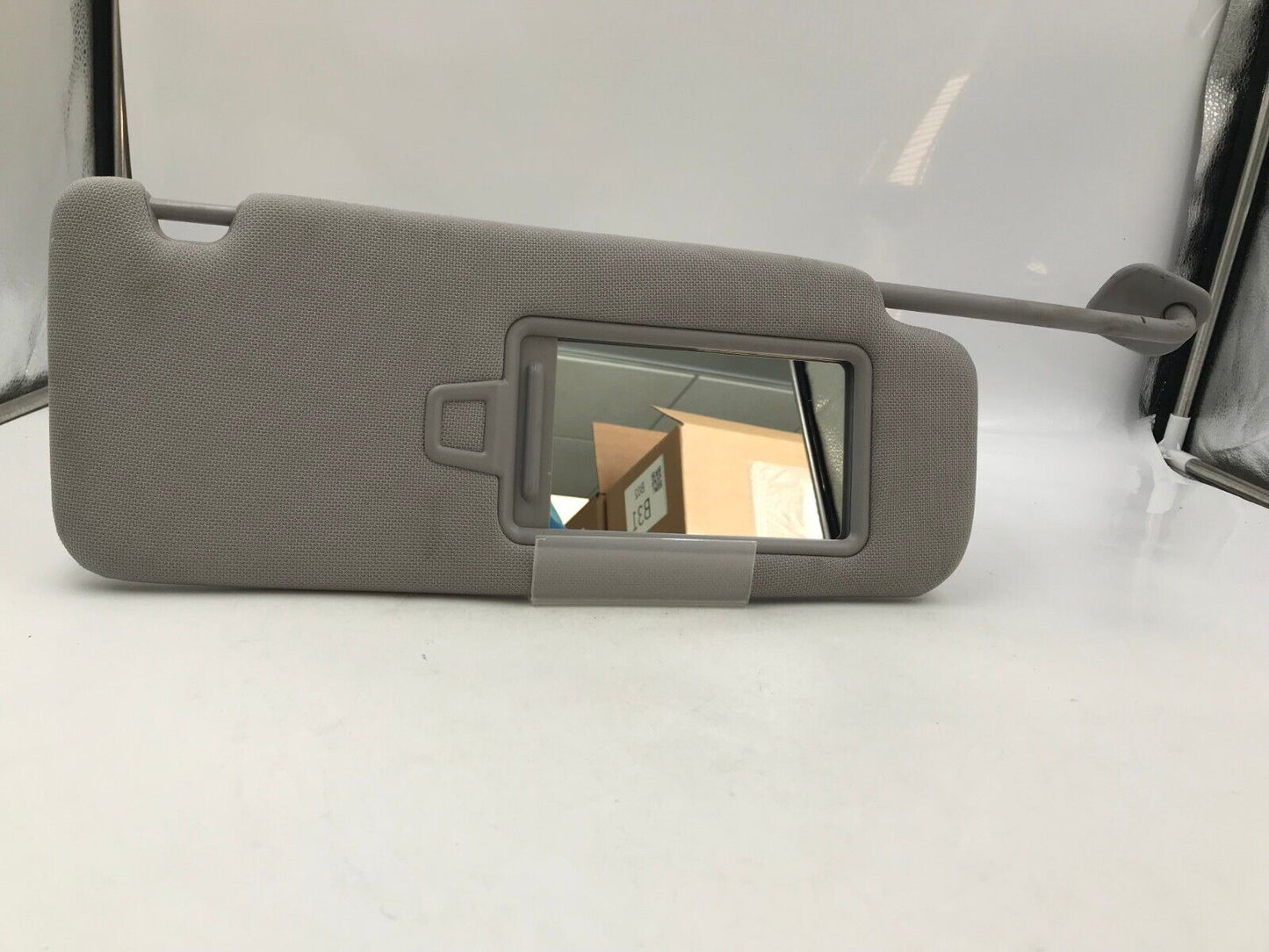 2015-2019 Hyundai Sonata Passenger Sun Visor Sunvisor Gray Illuminated G03B23028