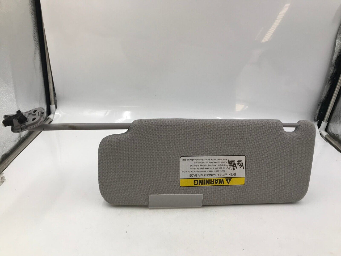 2015-2019 Hyundai Sonata Passenger Sun Visor Sunvisor Gray Illuminated G03B23028