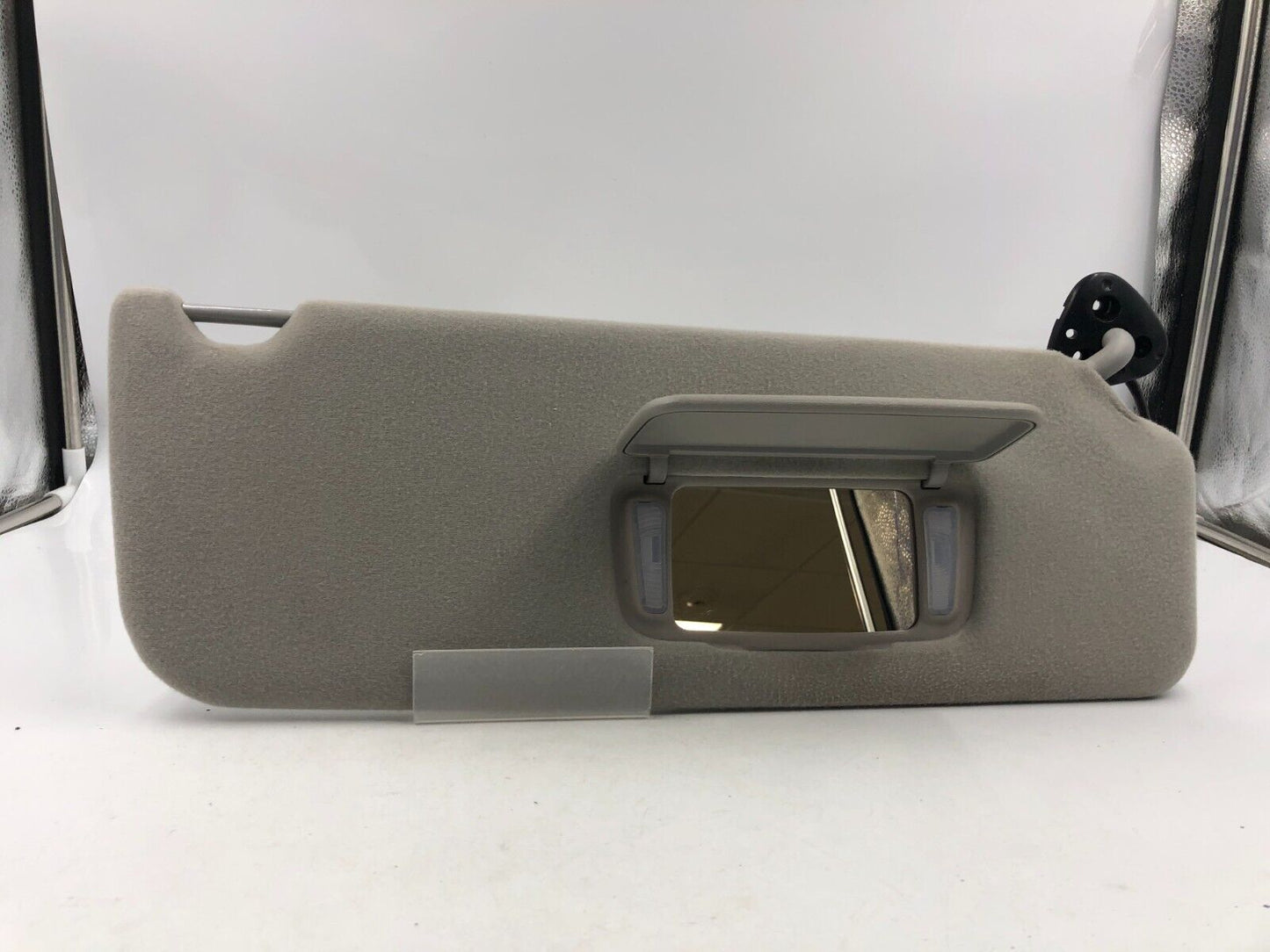 2005-2010 Toyota Sienna Passenger Sun Visor Sunvisor Gray Illuminated E03B30027