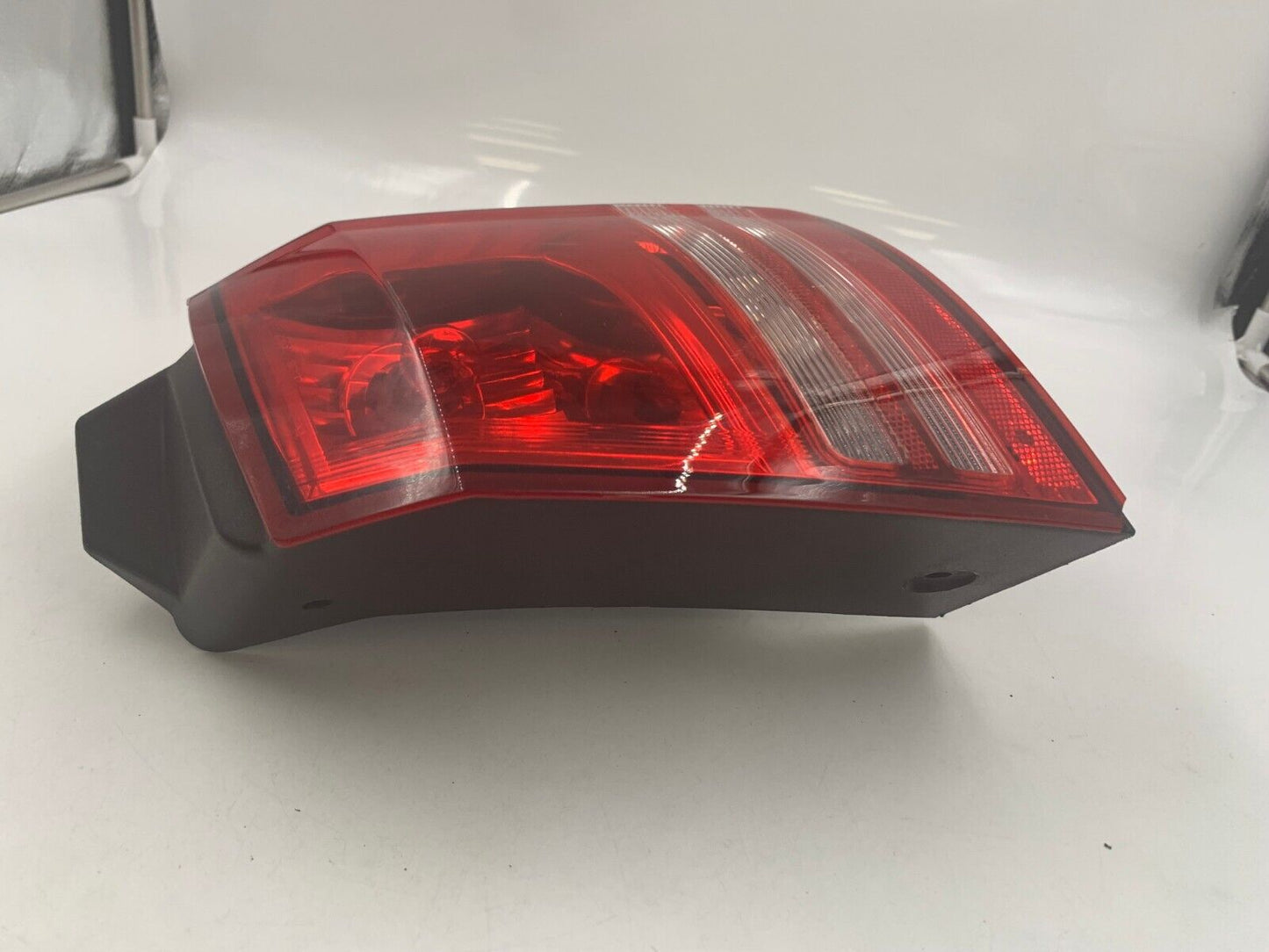 2009 Dodge Journey Passenger Side Tail Light Taillight OEM E02B54051