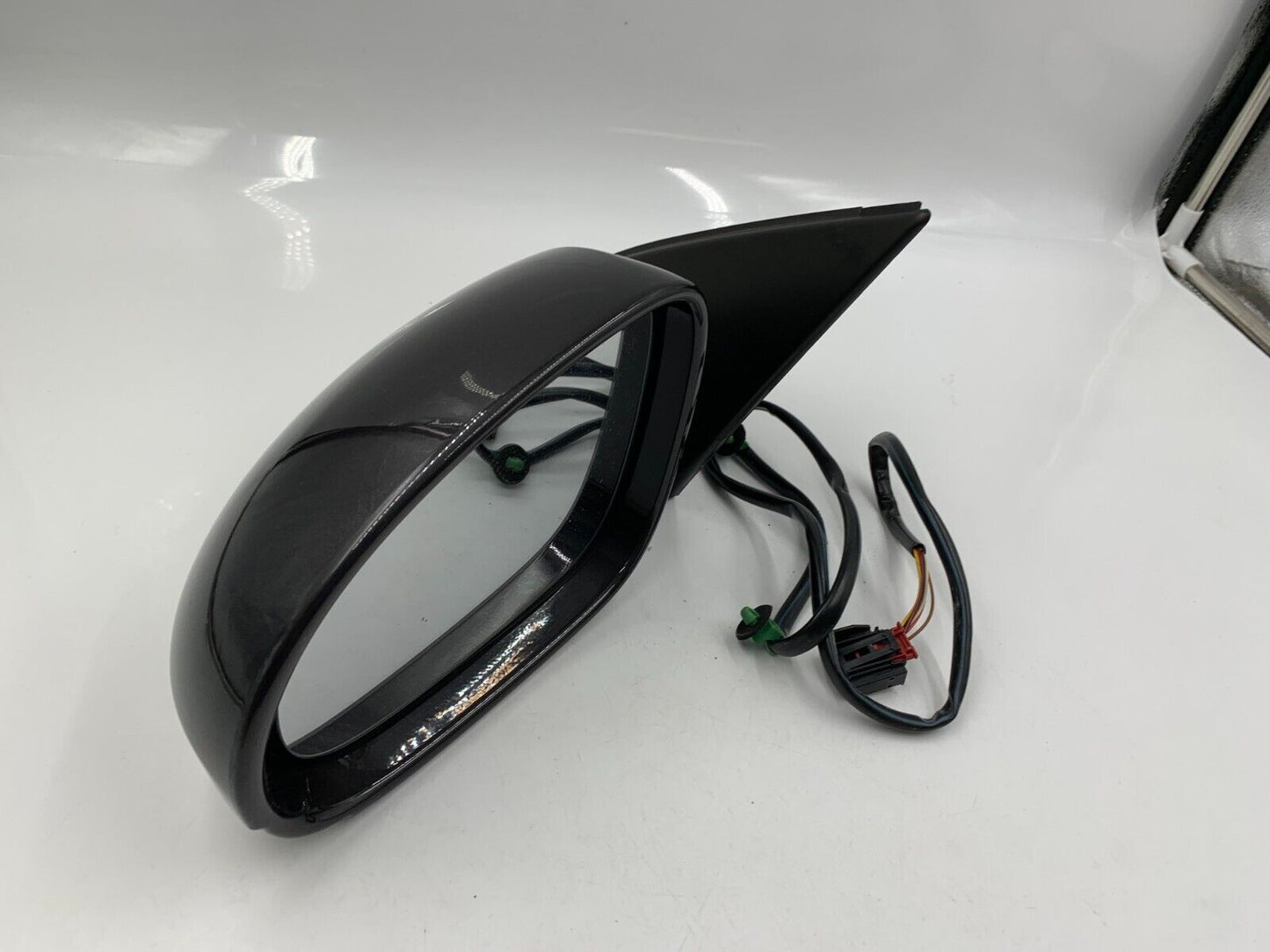 2006-2010 Volkswagen Passat Driver Side View Power Door Mirror Gray A02B39034