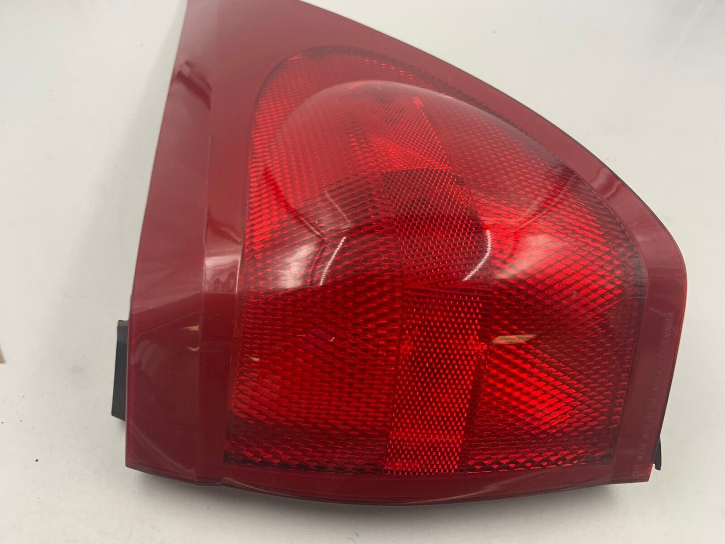 2002-2003 Buick Rendezvous Passenger Side Tail Light Taillight OEM C03B06020