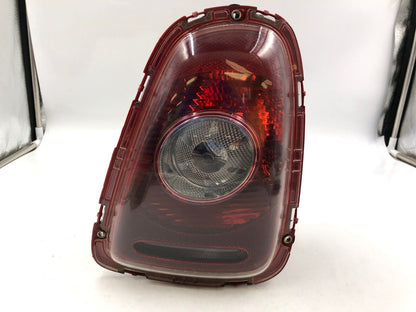 2007-2010 Mini Cooper Passenger Side Tail Light Taillight OEM D04B46052