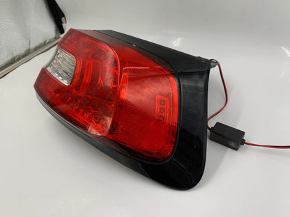 2014-2018 Jeep Cherokee Passenger Side Tail Light Taillight OEM G01B11057