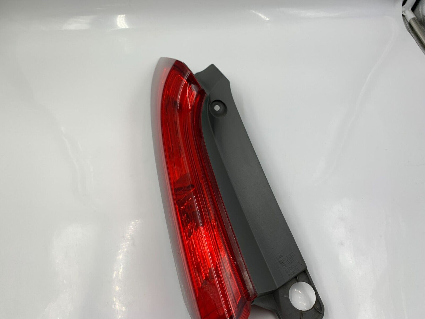 2012-2014 Honda CR-V Driver Side Upper Tail Light Taillight OEM G03B33059