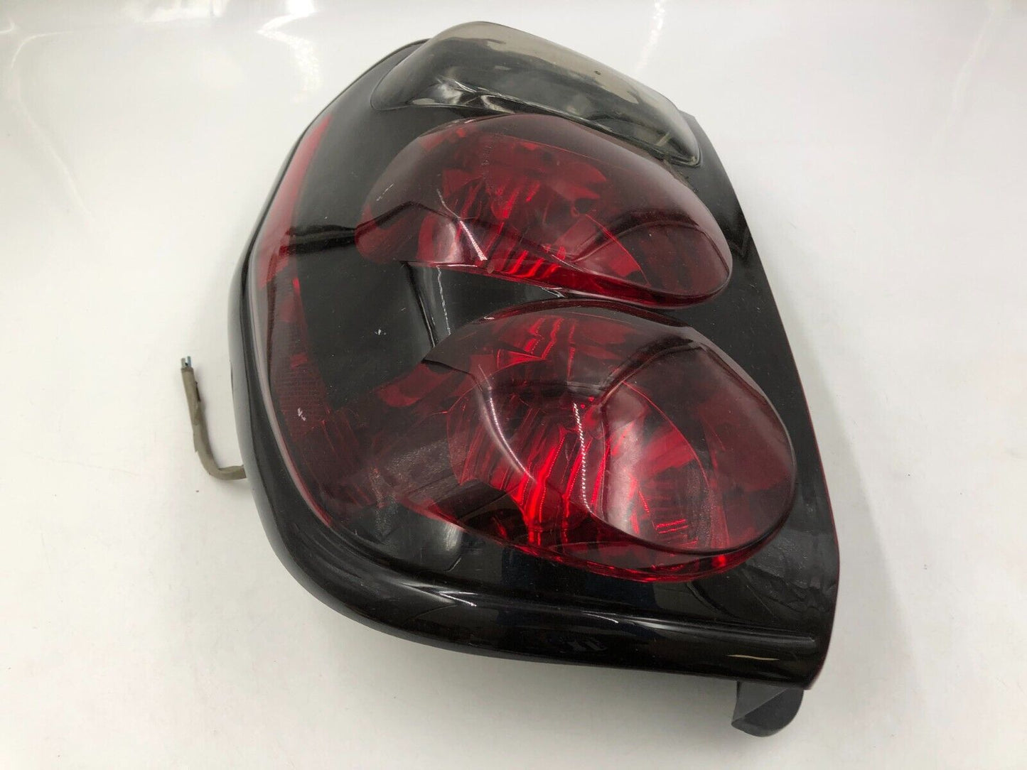 2002-2009 Chevrolet Trailblazer Passenger Side Tail Light Taillight A04B41037