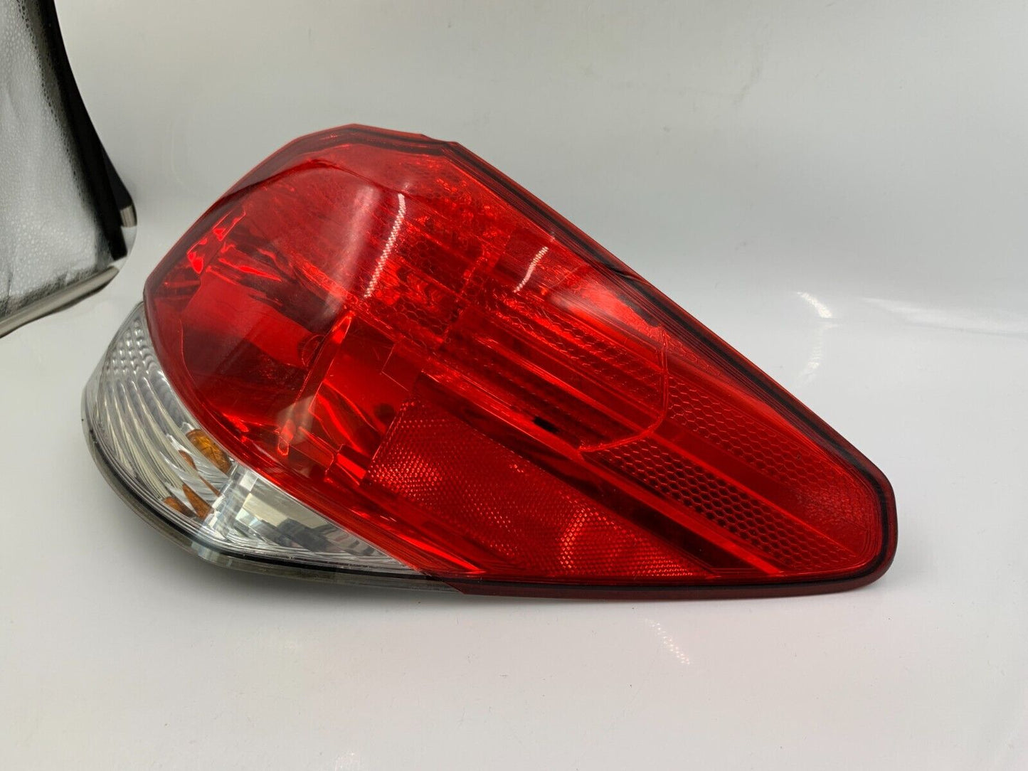 2010-2014 Subaru Outback Passenger Side Tail Light Taillight OEM G04B21018