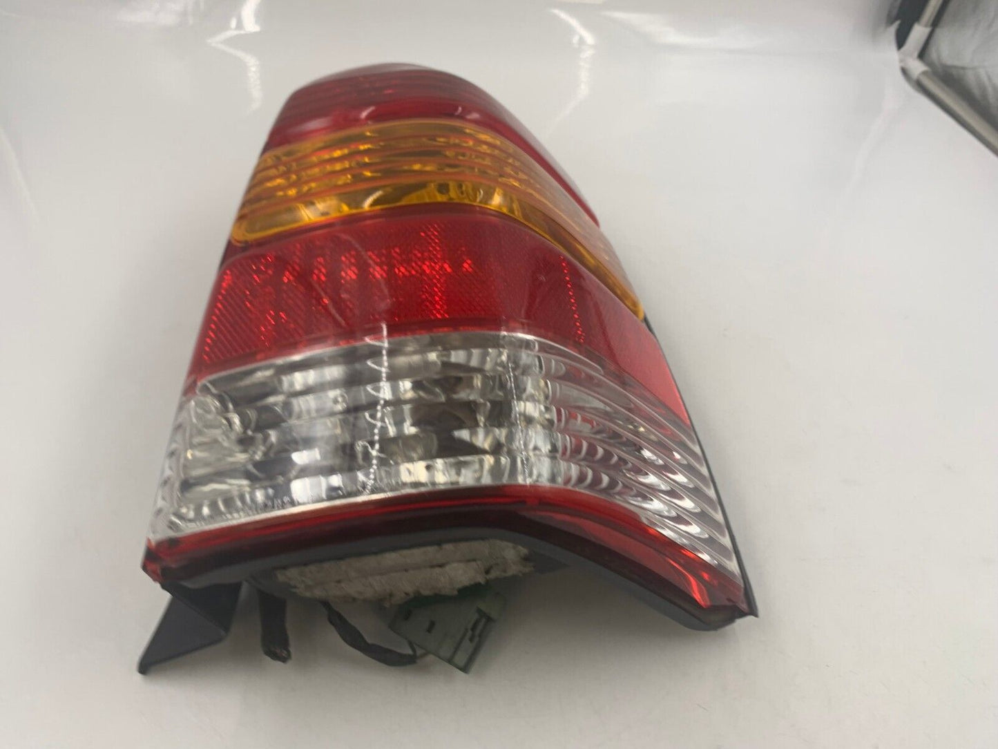 2001-2007 Ford Escape Passenger Side Tail Light Taillight OEM G01B42052