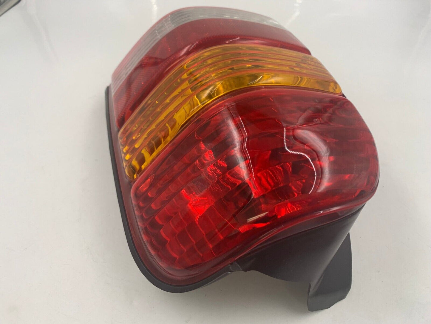 2001-2007 Ford Escape Passenger Side Tail Light Taillight OEM G01B42052