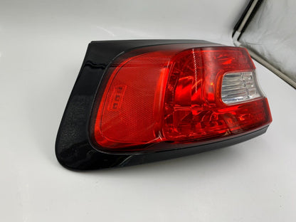 2014-2018 Jeep Cherokee Driver Side Tail Light Taillight OEM E03b43036