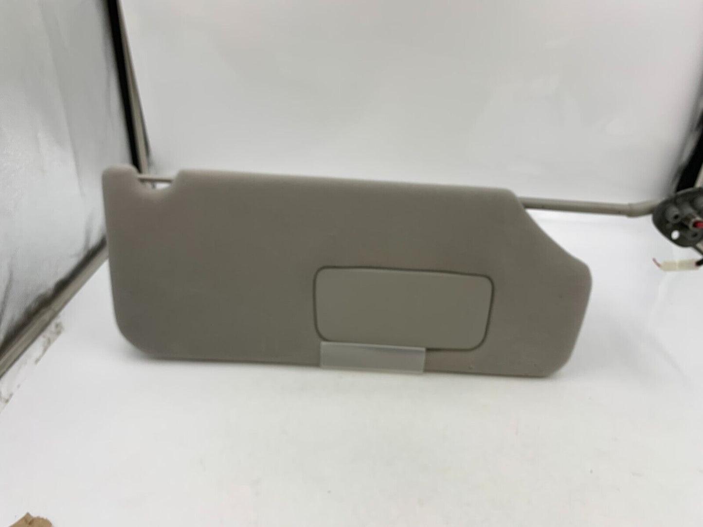 2011-2014 Toyota Sienna Passenger Sun Visor Sunvisor Gray Illuminated H01B21064