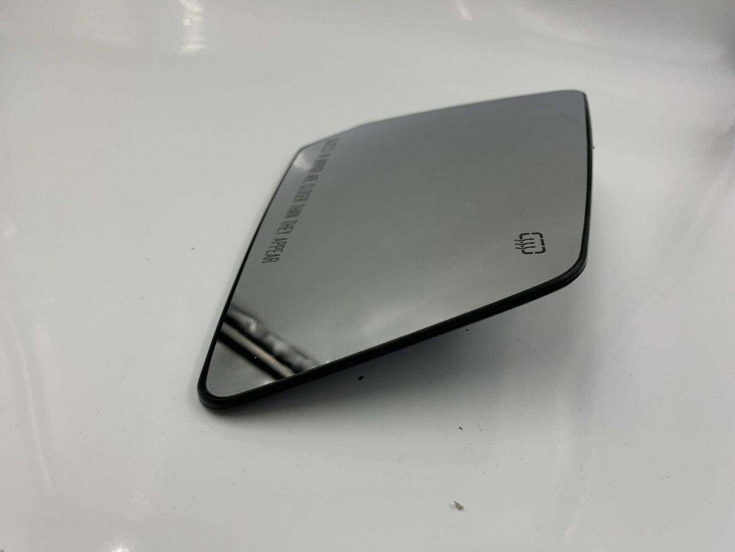 2007-2008 GMC Acadia Passenger Side View Power Door Mirror Glass Only B04B40030