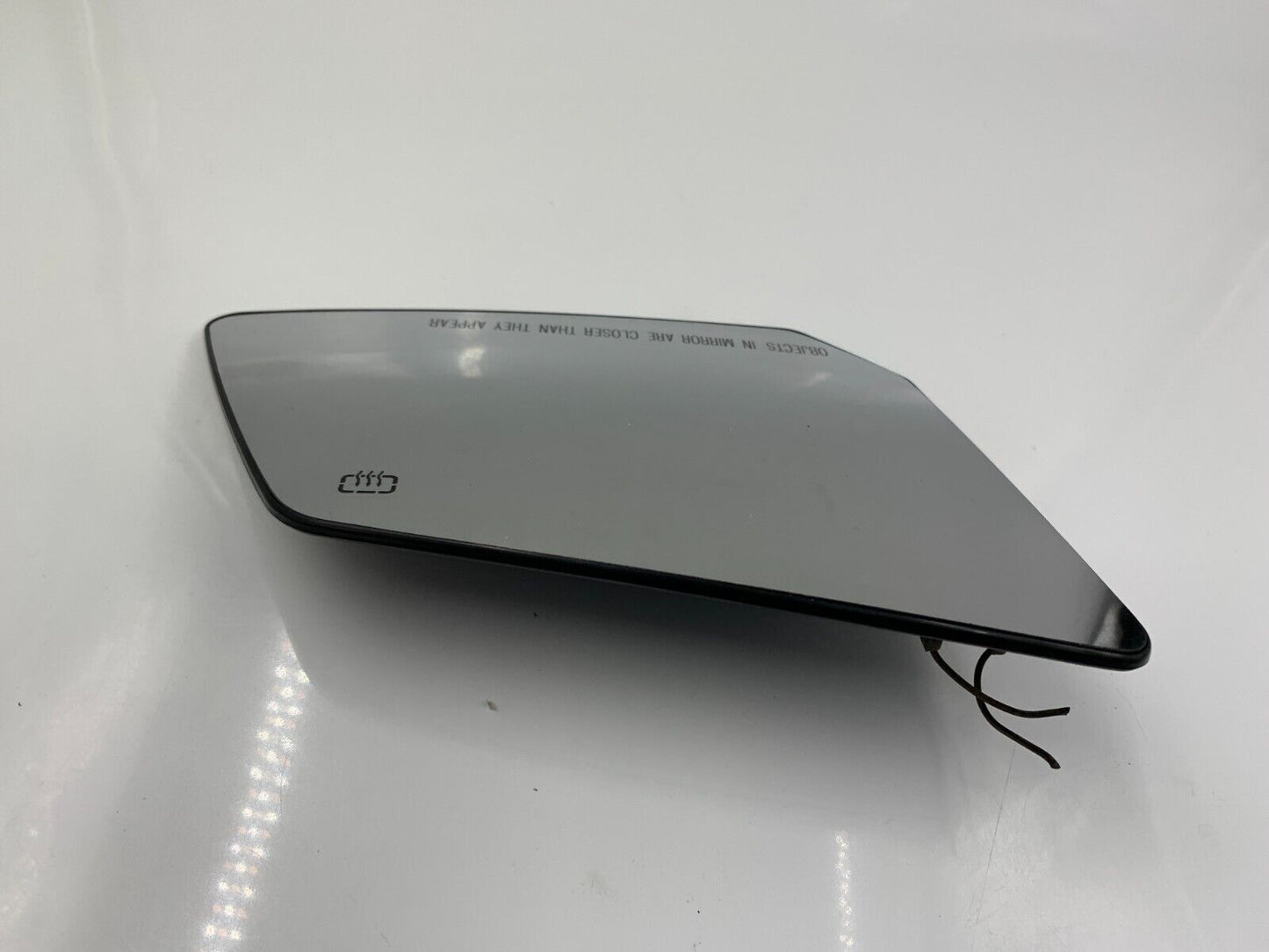 2007-2008 GMC Acadia Passenger Side View Power Door Mirror Glass Only B04B40030