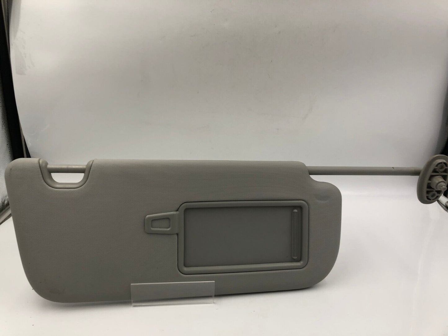 2014-2019 Kia Soul Passenger Sun Visor Sunvisor Gray Illuminated OEM H01B16026