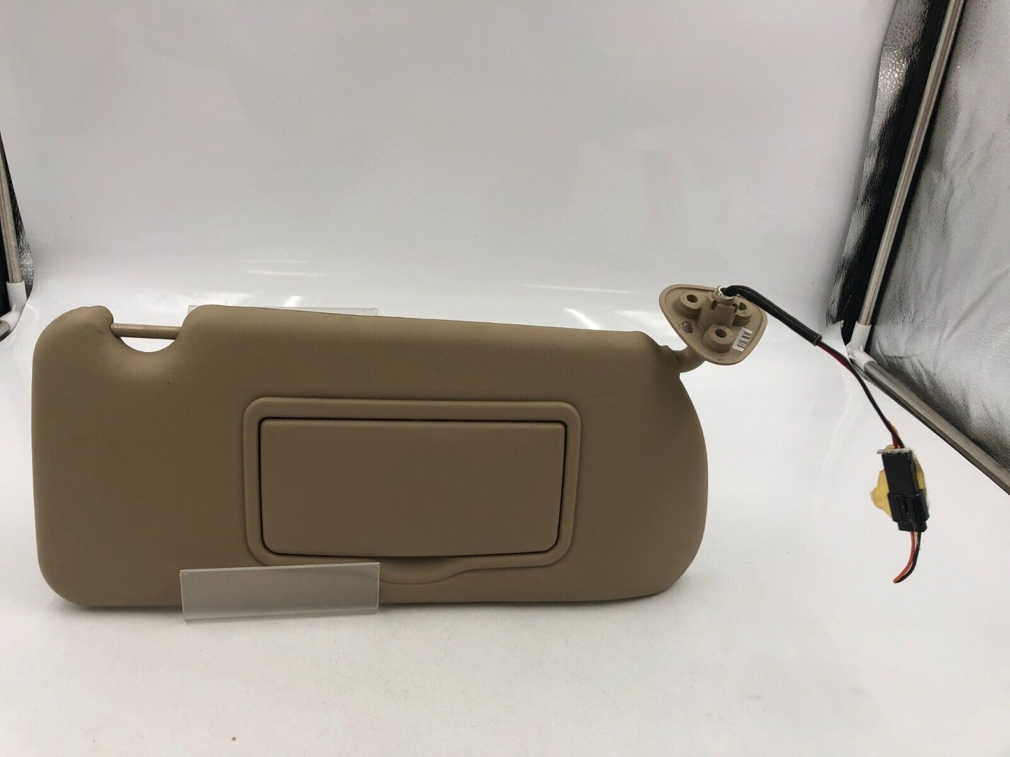 2007-2009 Cadillac SRX Passenger Side Sunvisor Illumination Tan OEM A01B30025